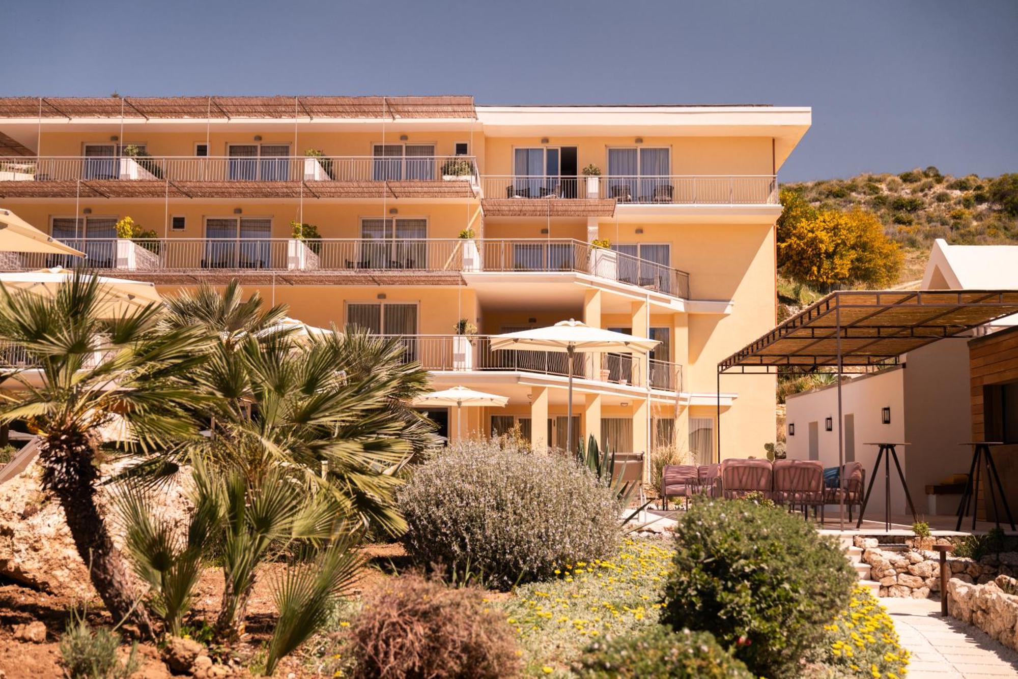 Luna Minoica Suites And Apartments Монталлеґро Екстер'єр фото